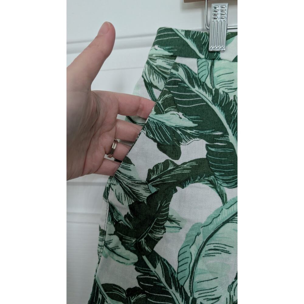 Old Navy Linen Blend Botanical Tropical Print Shorts 5" Inseam NEW! - Picture 2 of 5